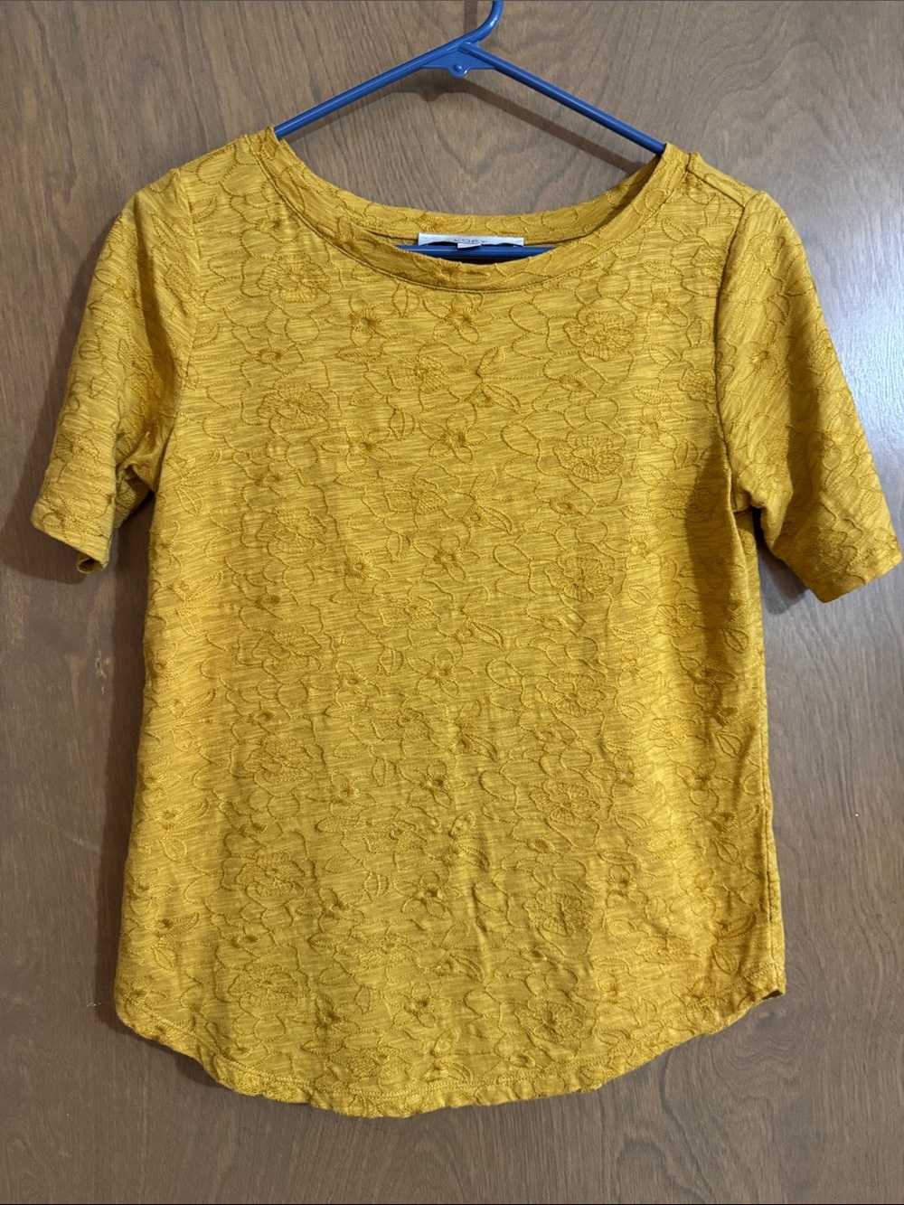 LOFT Mustard Textured Short Sleeve Tee